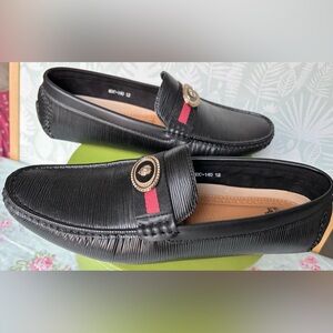 Royal Shoes Tuscaloosa Textured Loafers in black color Size 12 NWOB